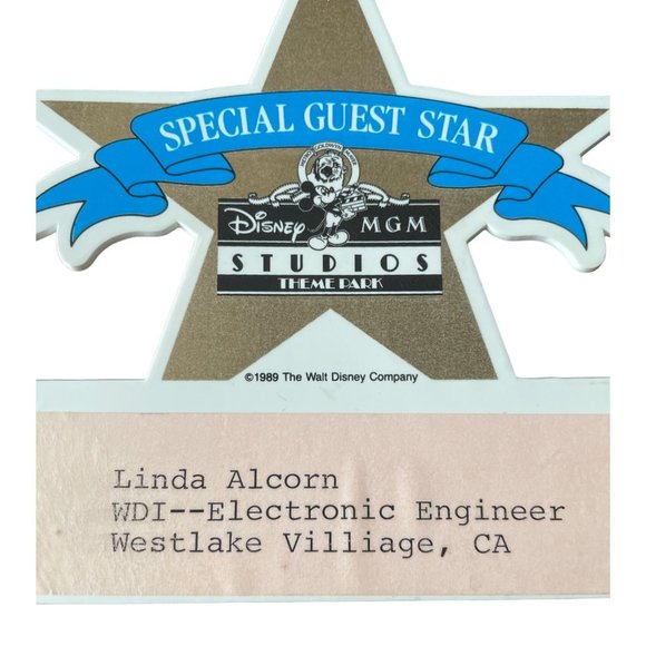 WDI Disney MGM‎ Studios 1989 Special Guest STAR Linda Alcorn Imagineering Badge - Picture 2 of 6